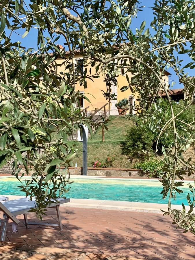 Podere Le Mulina กัสตีลีโยเน ดิ ออร์ชา ภายนอก รูปภาพ