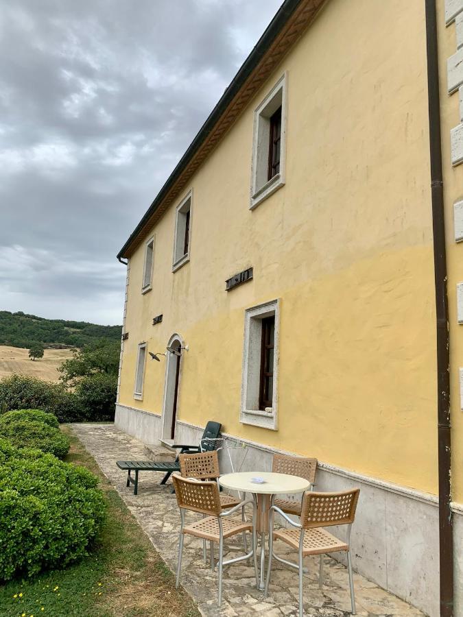 Podere Le Mulina กัสตีลีโยเน ดิ ออร์ชา ภายนอก รูปภาพ